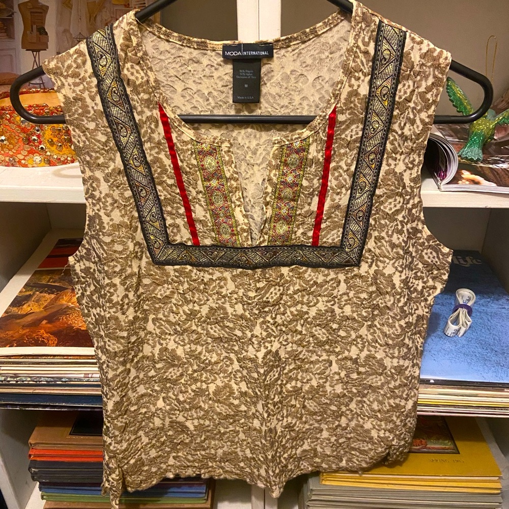 Fancy 90’s Fashion Top